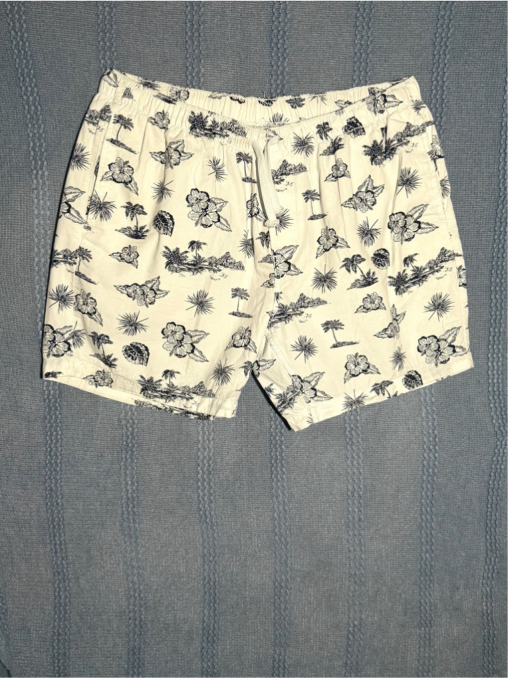Men's Oxford Blue Swim Trunks XXL Beige Black Tropical Print - Picture 2 of 11